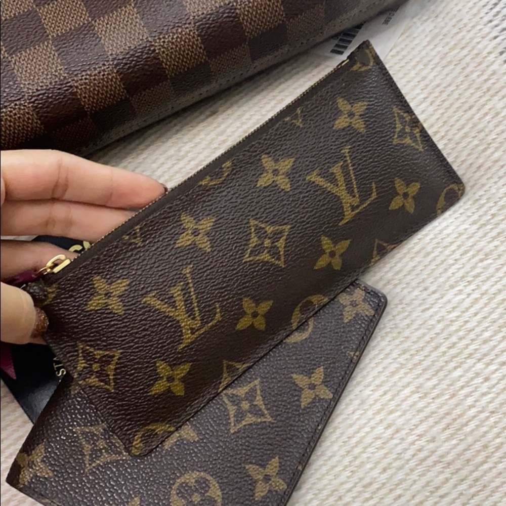 Louis Vuitton Wallet Coin Insert - Picture 2 of 5